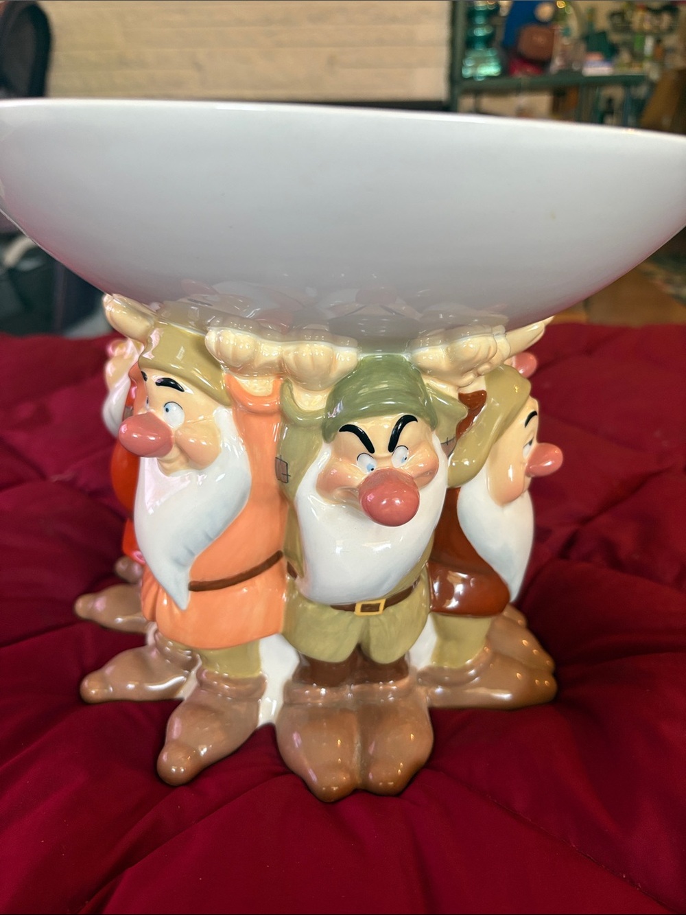 Disneys seven dwarfs pedestal bowl
